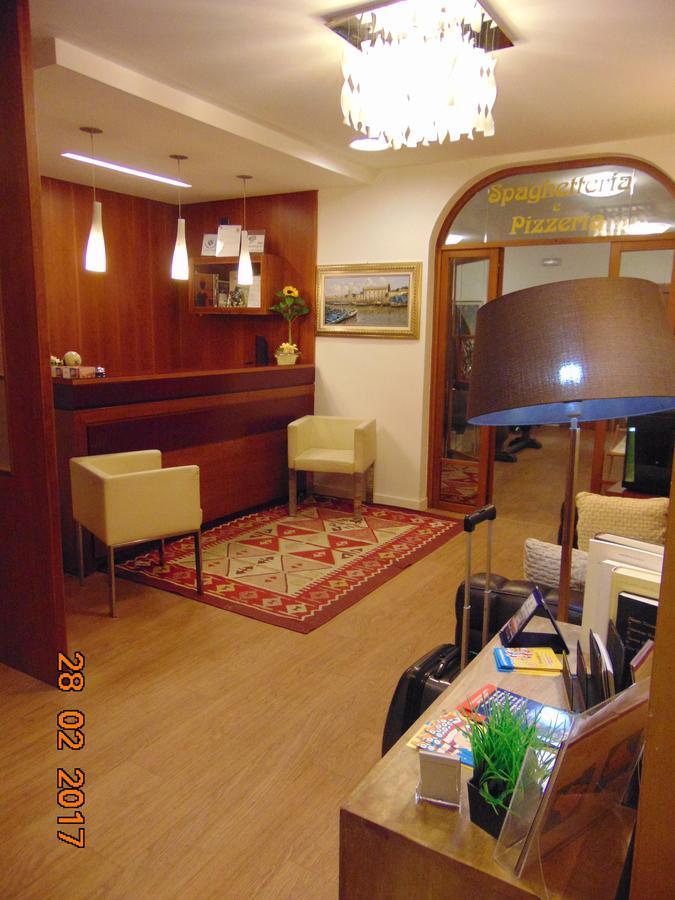 Hotel Mazzocchetti Citta Sant'Angelo Ngoại thất bức ảnh